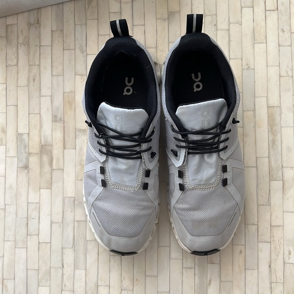 Cloud 5 Waterproof - 8 - Light Gray - Picture 3 of 10